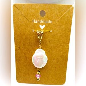 Gold and Biwa Pearl Pendant